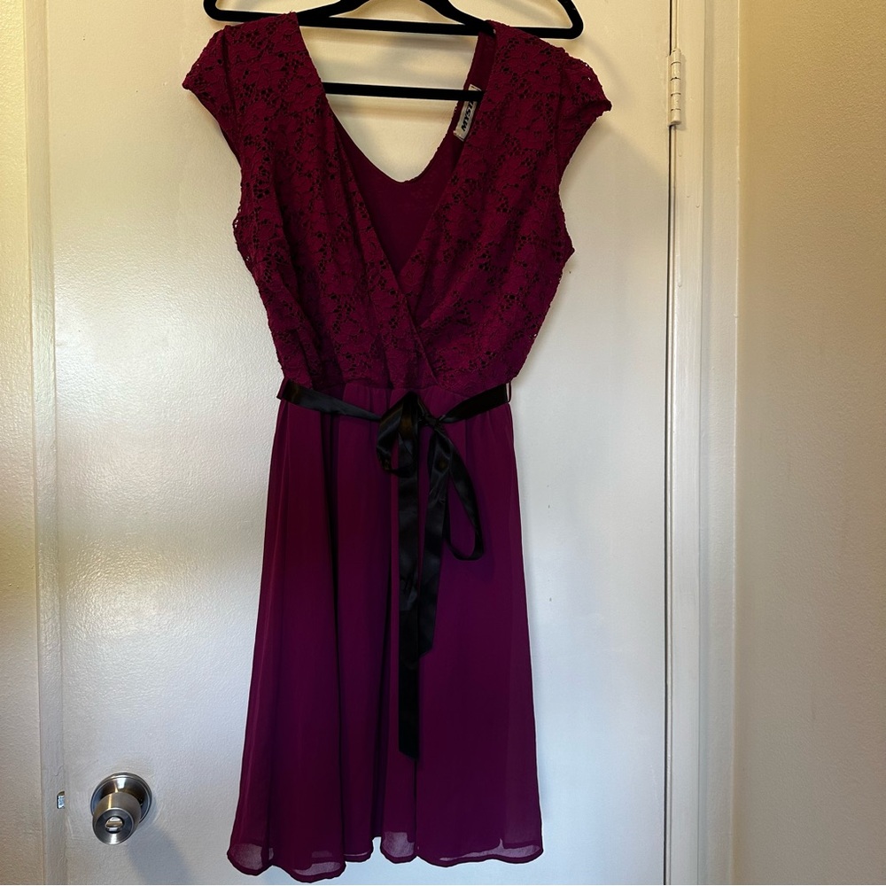 Magenta Crochet Bodice Chiffon Skirt Dress EUC